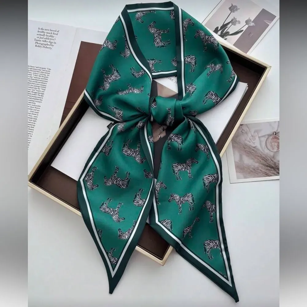 Green Zebra Print Scarf M649